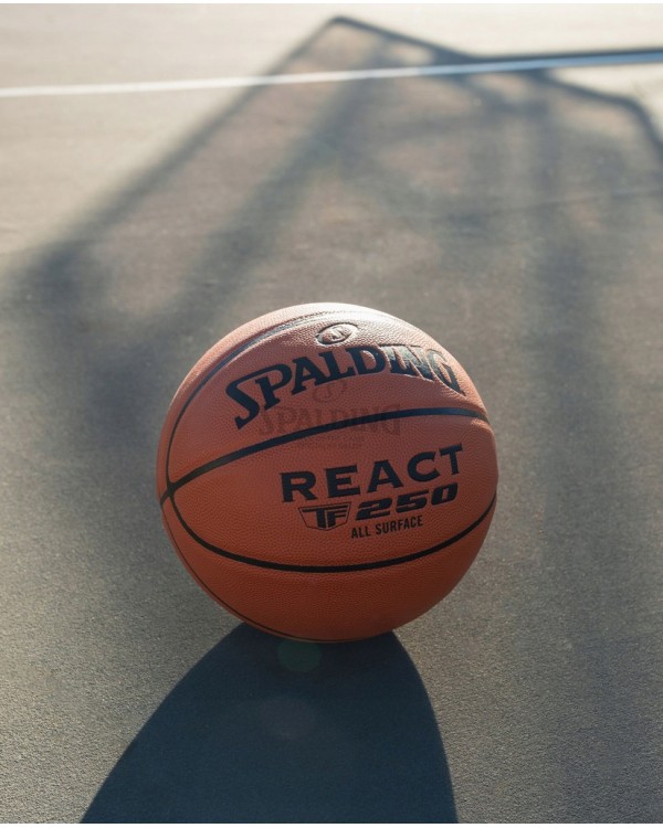 Баскетбольний м'яч Spalding React FIBA R. 6. SPALDING TF250 6 ФІБА БАСКЕТБОЛЬНИЙ М'ЯЧ ШКІРА